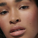 Lip to Cheek – Bild 4
